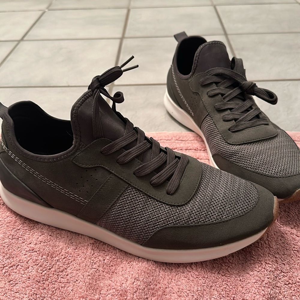 Steve Madden Men’s Slip Dress Shoes